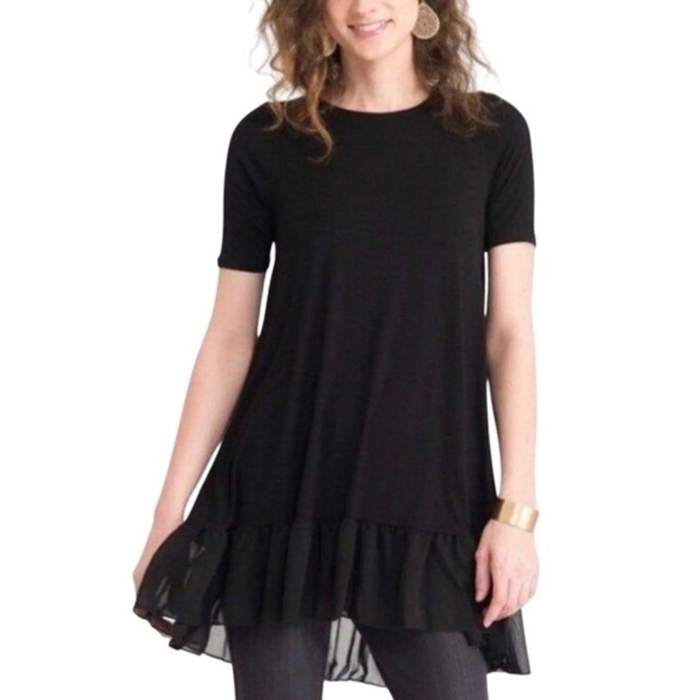 Agnes & Dora‎ Black Chiffon Ruffle Tunic Hem Short Sleeve XS Dress Swing LBD
